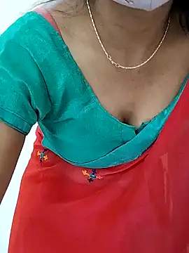 Snapshot of Triveni-Lovely chatting on December 21, 8:07 am Triveni-Lovely online show from December 21, 8:07 am