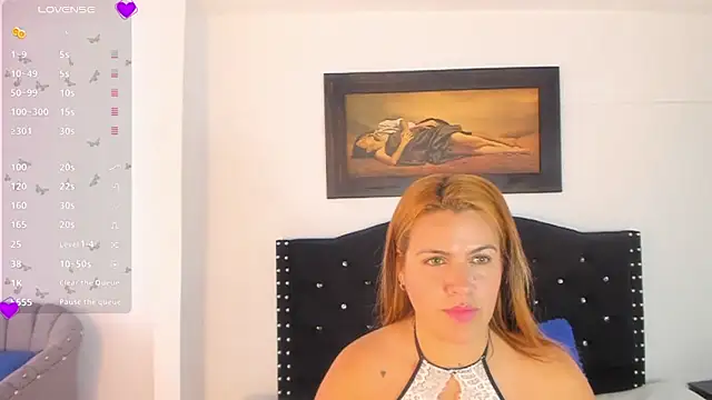 Alexandra Torress online show from December 13, 8:04 pm
