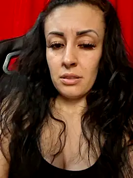 loryyy sexyyy online show from May 8, 9:29 pm