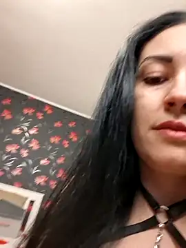 loryyy sexyyy online show from January 31, 8:40 pm