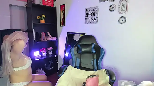 Amy hoy69 online show from October 9, 3:18 am