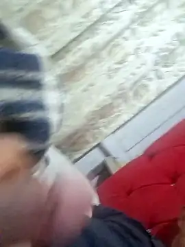 Snapshot of thiagop1050 chatting on January 19, 2:26 am thiagop1050 online show from January 19, 2:26 am