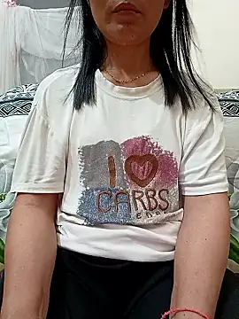 Asian girl13 online show from April 5, 11:00 pm