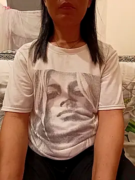 Asian girl13 online show from April 8, 11:28 pm