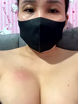 Snapshot of Asian_girl13 chatting on November 7, 4:55 pm Asian girl13 online show from November 7, 4:55 pm