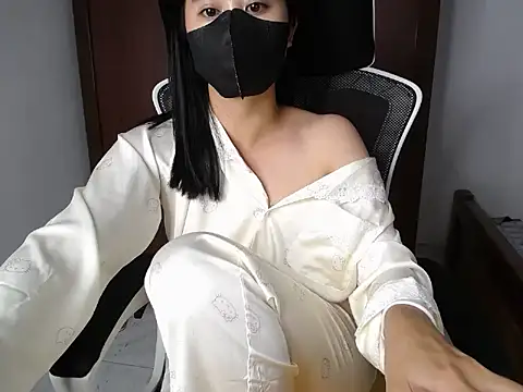 Lunobaby 204 online show from October 24, 9:47 pm