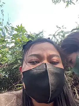 --Lyly-- online show from February 15, 8:02 am