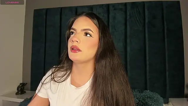 IsabellaGrey19 online show from November 20, 7:36 pm