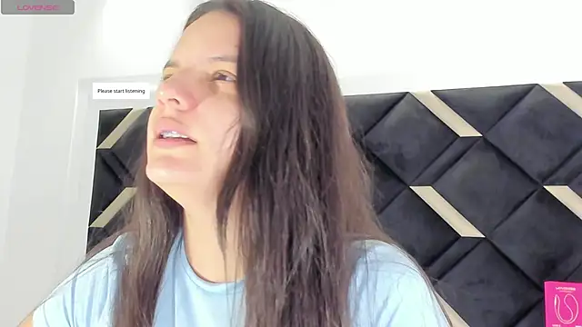 IsabellaGrey19 online show from December 2, 7:26 pm