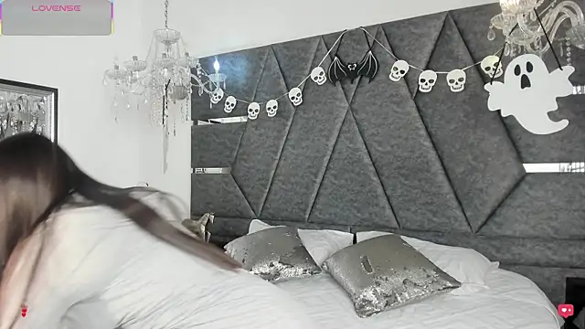 IsabellaGrey19 online show from October 26, 7:14 pm