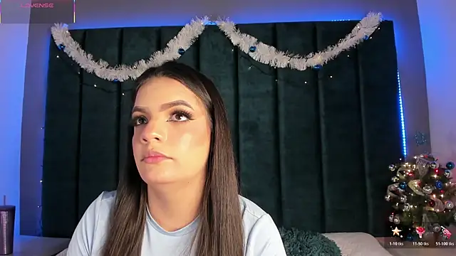 IsabellaGrey19 online show from December 16, 7:51 pm