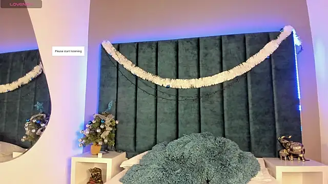 IsabellaGrey19 online show from January 6, 7:40 pm