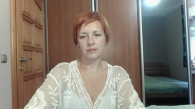 Snapshot of LoraLoraMay chatting on August 1, 1:42 pm LoraLoraMay online show from August 1, 1:42 pm