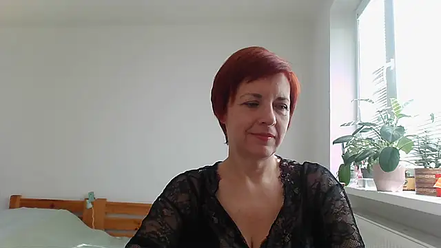 LoraLoraMay online show from September 22, 9:37 am