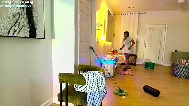 BriannaBrave online show from March 14, 12:49 am