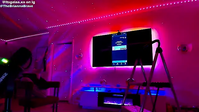 BriannaBrave online show from March 20, 1:39 am