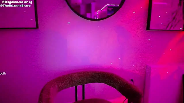 BriannaBrave online show from February 24, 4:13 am