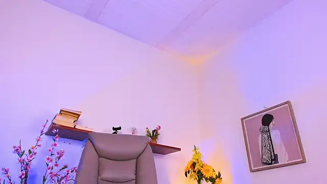 Chanelll Taylorr  online show from May 25, 10:58 am