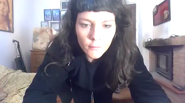 OniricFemme online show from February 22, 6:30 pm