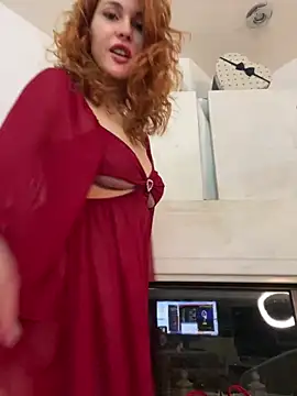 Snapshot of Haze24Red chatting on February 17, 12:27 pm Haze24Red online show from February 17, 12:27 pm