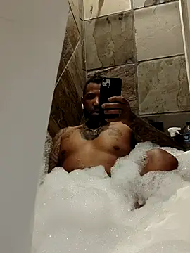 3prettyboy3 online show from December 17, 6:18 am