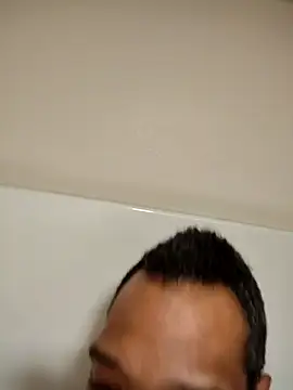 3prettyboy3 online show from February 3, 6:33 am