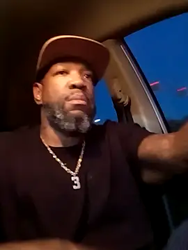 Snapshot of 3prettyboy3 chatting on October 24, 1:26 am 3prettyboy3 online show from October 24, 1:26 am