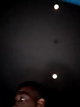 Snapshot of 3prettyboy3 chatting on October 29, 10:58 am 3prettyboy3 online show from October 29, 10:58 am