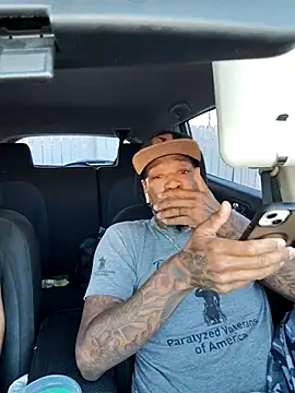 Snapshot of 3prettyboy3 chatting on October 30, 12:20 am 3prettyboy3 online show from October 30, 12:20 am