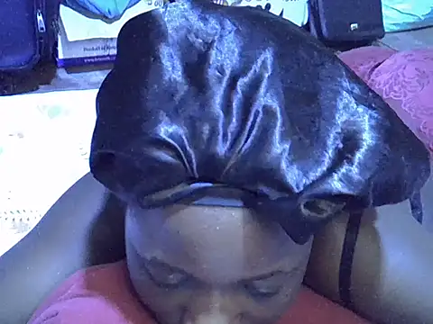 Adaline-Paris online show from January 11, 6:37 pm