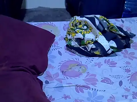 Snapshot of Adaline-Paris chatting on November 14, 4:54 pm Adaline-Paris online show from November 14, 4:54 pm