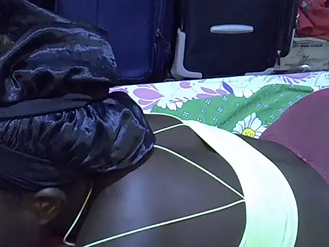 Adaline-Paris online show from December 21, 9:00 am