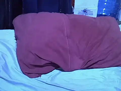 Adaline-Paris online show from December 5, 12:32 am