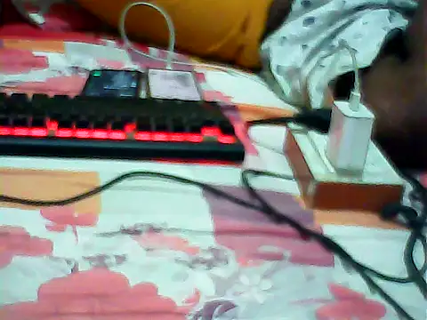 Snapshot of Alaksona chatting on June 18, 3:06 pm Alaksona online show from June 18, 3:06 pm