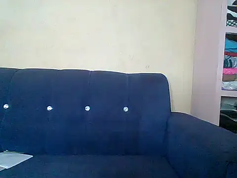 Snapshot of awino001 chatting on July 12, 3:29 am awino001 online show from July 12, 3:29 am