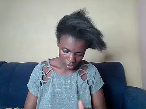 Snapshot of awino001 chatting on June 30, 7:58 pm awino001 online show from June 30, 7:58 pm