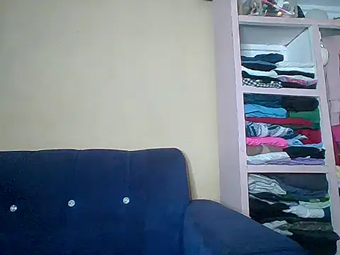 Snapshot of awino001 chatting on July 9, 5:56 pm awino001 online show from July 9, 5:56 pm