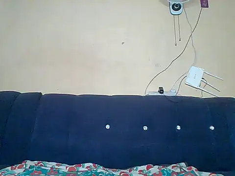 awino001 online show from May 5, 10:46 pm