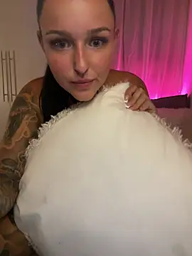 anastasiaink online show from June 19, 6:36 pm