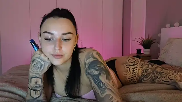 anastasiaink online show from February 7, 8:17 pm