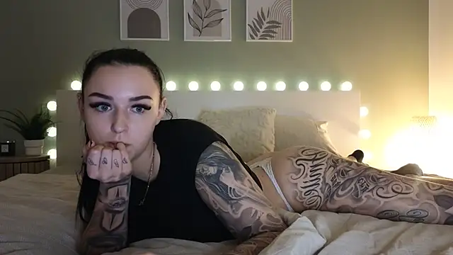 anastasiaink online show from December 4, 8:08 pm