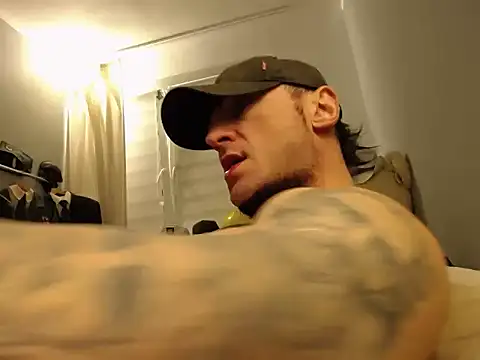 Snapshot of ballardbret chatting on January 12, 1:34 am ballardbret online show from January 12, 1:34 am