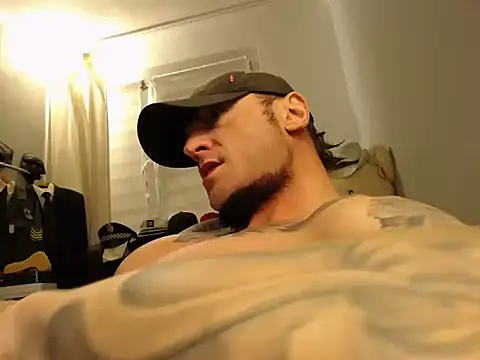 Snapshot of ballardbret chatting on February 10, 1:15 am ballardbret online show from February 10, 1:15 am