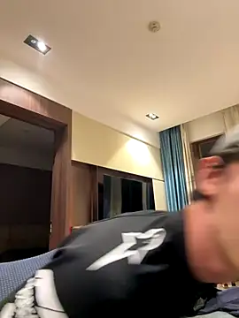 1a1a1alll online show from November 7, 5:50 pm