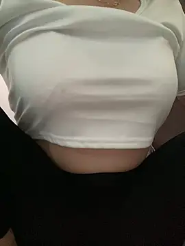 Milk Mom99 online show from March 19, 6:35 am