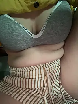 Milk Mom99 online show from March 18, 7:00 am