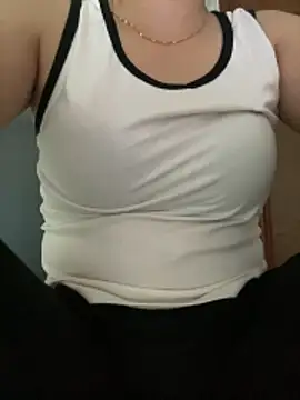 Snapshot of Milk_Mom99 chatting on June 29, 2:51 am Milk Mom99 online show from June 29, 2:51 am
