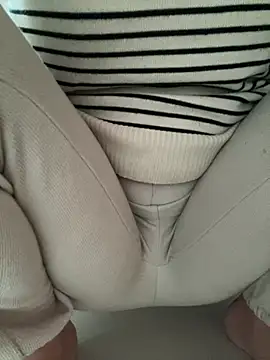 Milk Mom99 online show from March 7, 8:10 am