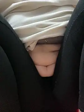 Milk Mom99 online show from December 17, 1:10 am