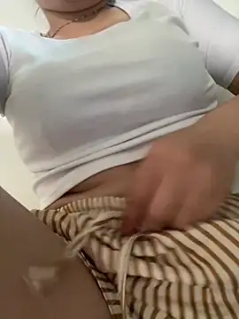 Milk Mom99 online show from April 10, 7:04 am